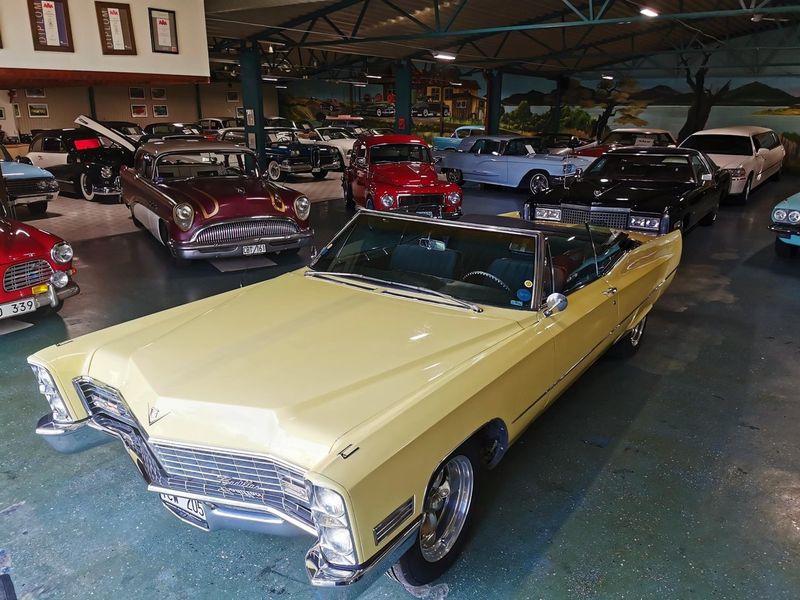 Cadillac DeVille bild 20