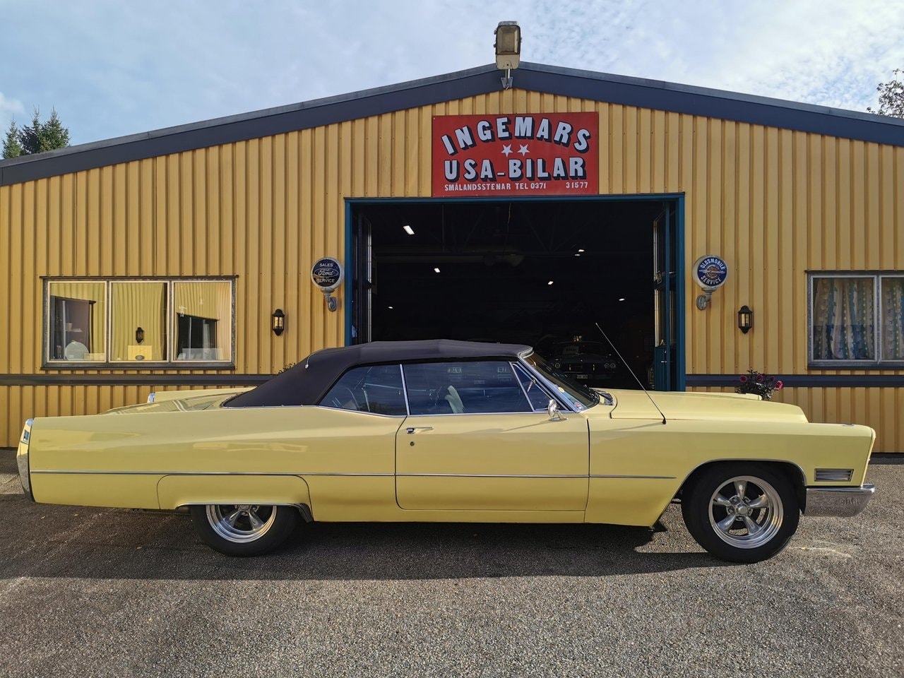 Cadillac DeVille