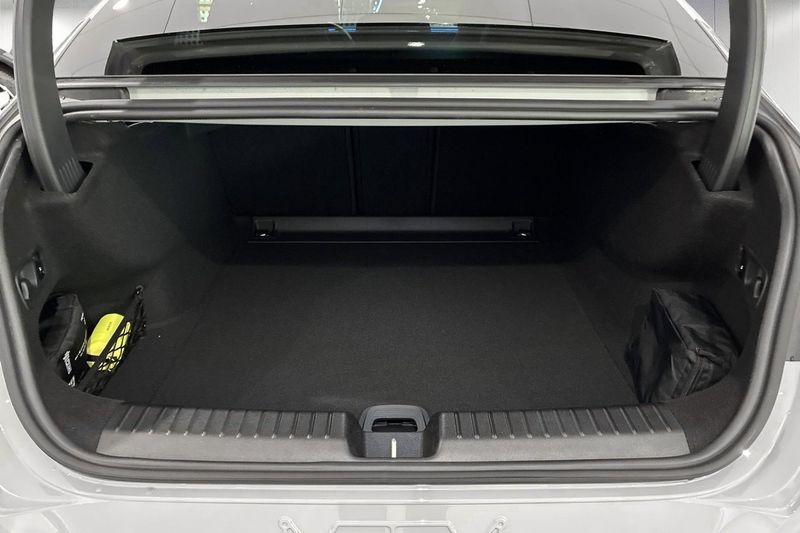 Mercedes C400 bild 13