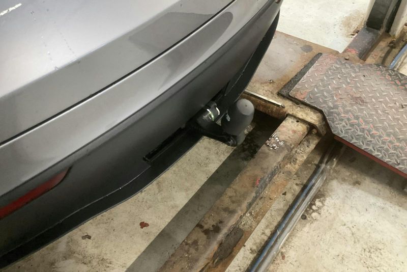 Tesla Model Y bild 15