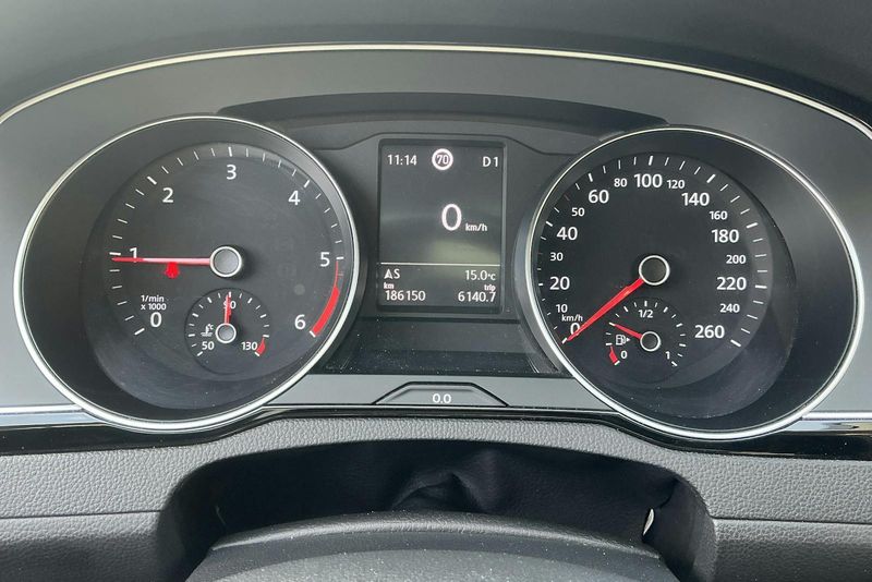 Volkswagen Passat bild 10