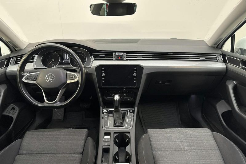 Volkswagen Passat bild 6