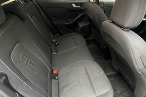 Ford Focus bild 8
