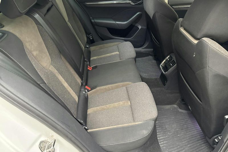 Skoda Octavia bild 8