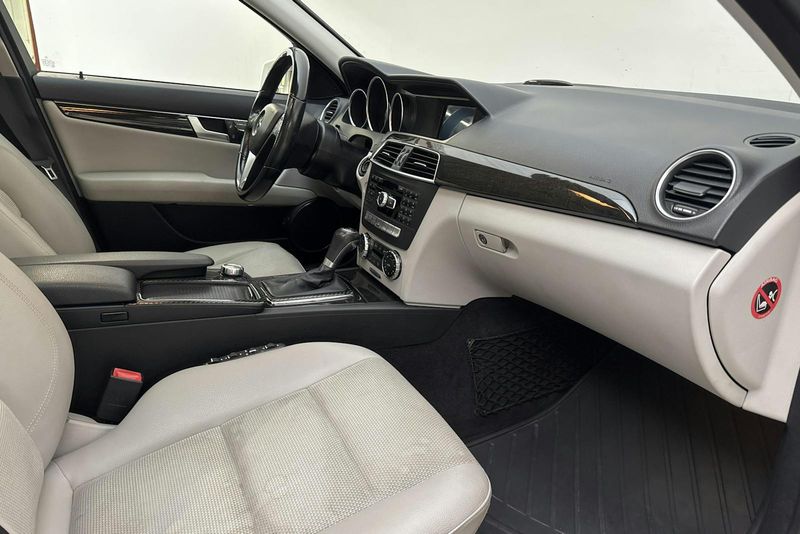 Mercedes C180 bild 7