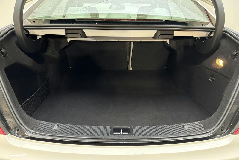 Mercedes C180 bild 9