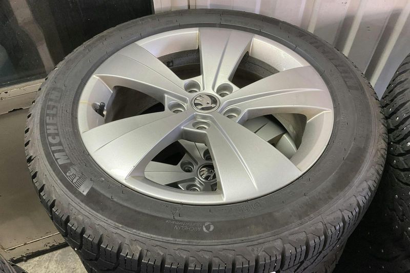 Skoda Superb bild 15