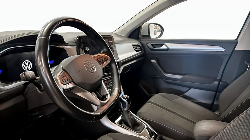 Volkswagen T-Roc bild 7