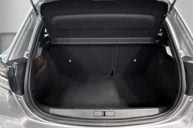 Peugeot 208 bild 8