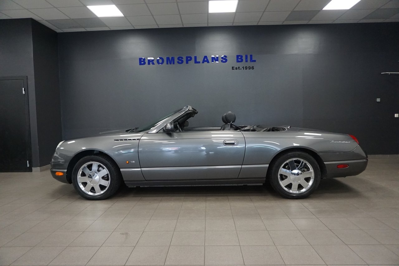 Ford Thunderbird