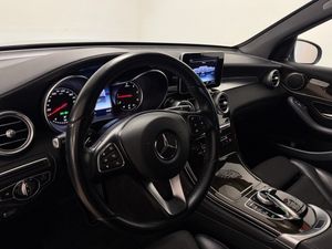 Mercedes GLC220 bild 9