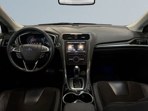 Ford Mondeo bild 8