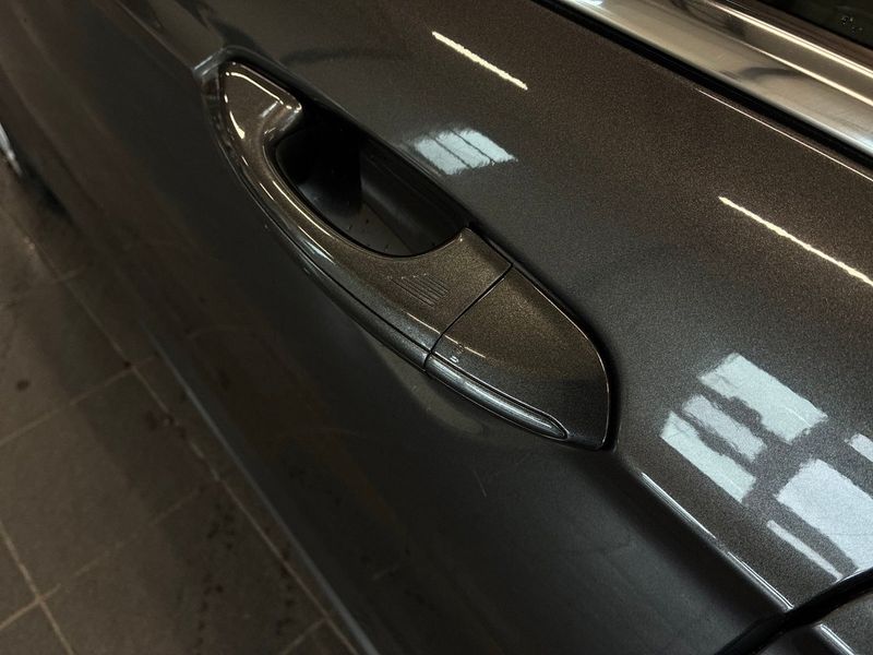 Ford Mondeo bild 19