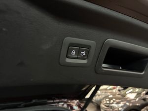 Mazda CX-80 bild 21