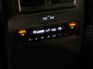 Mazda CX-80 bild 17