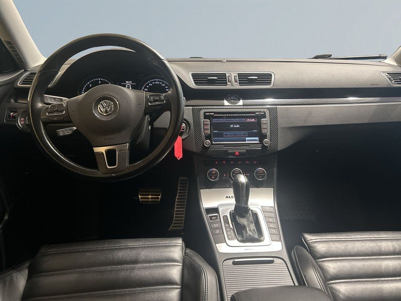 Volkswagen Passat bild 8