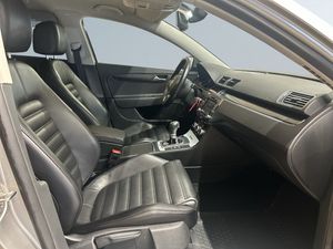 Volkswagen Passat bild 10