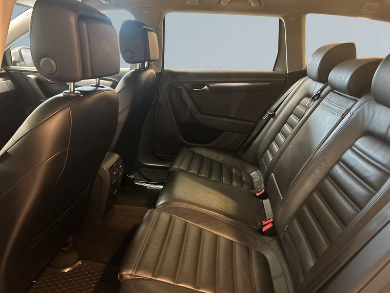 Volkswagen Passat bild 13