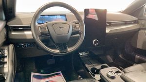 Ford Mustang Mach-E bild 4