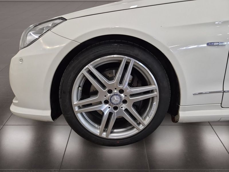 Mercedes E350 bild 9