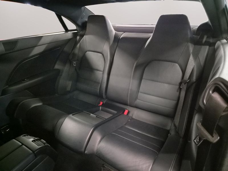 Mercedes E350 bild 12