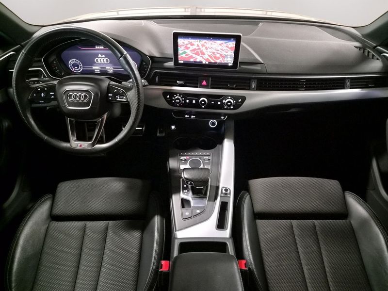 Audi A4 bild 15