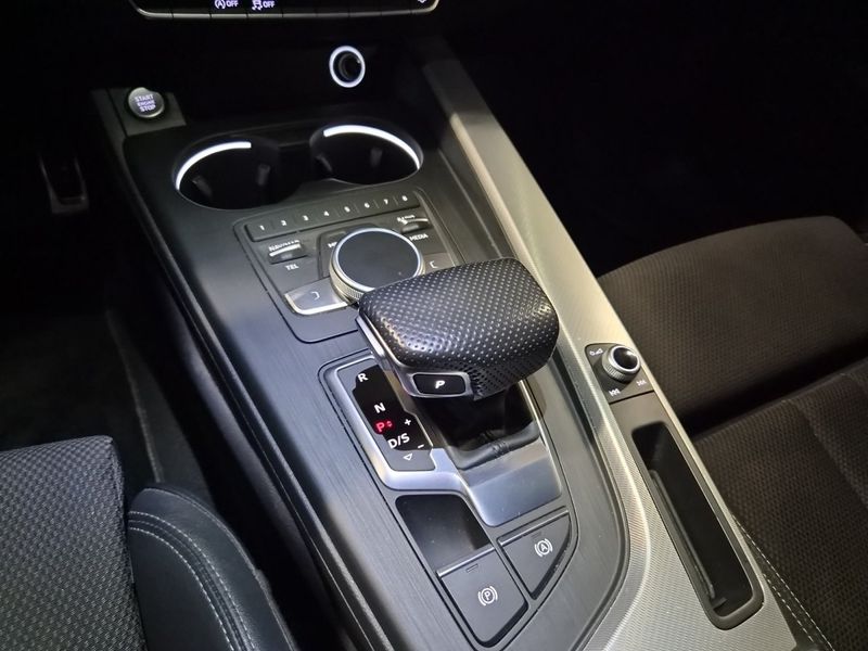 Audi A4 bild 18