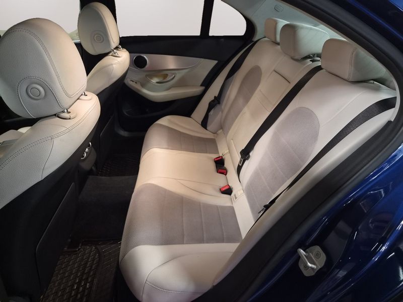 Mercedes C220 bild 12