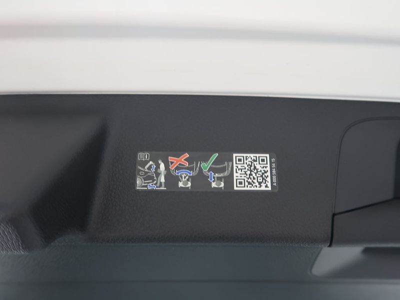 Mercedes EQC400 bild 31