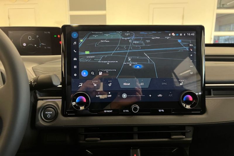 Toyota C-HR+ bild 15