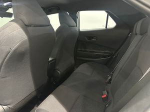 Toyota C-HR bild 8