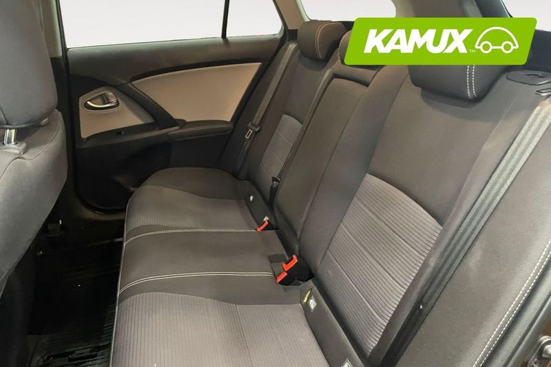 Toyota Avensis bild 12
