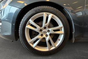 Volvo S60 bild 8