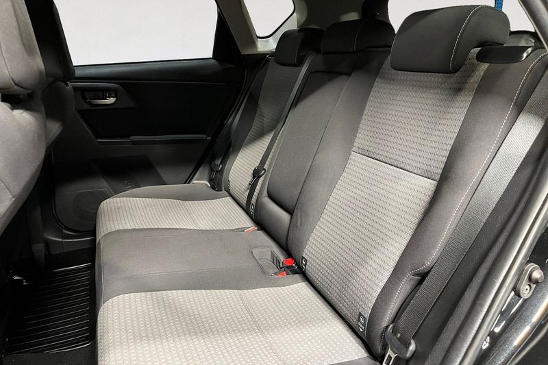 Toyota Auris bild 14