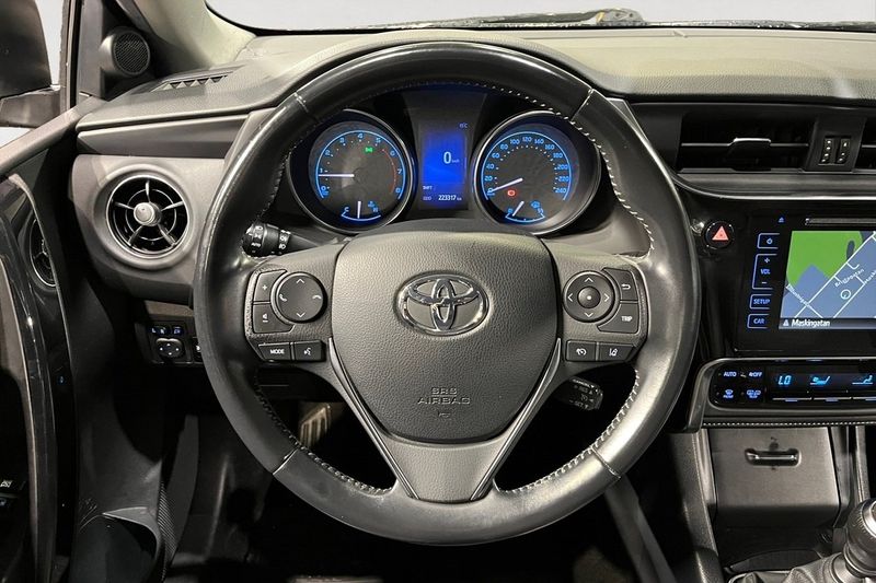 Toyota Auris bild 13