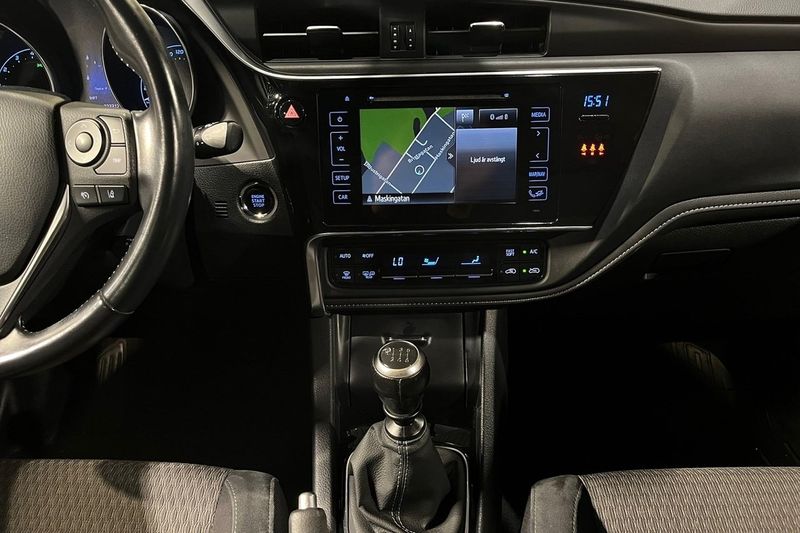 Toyota Auris bild 12