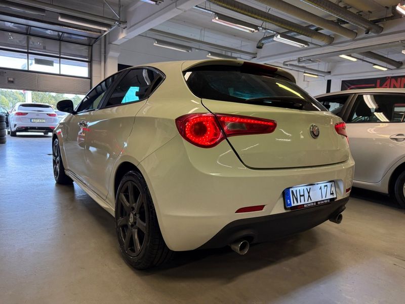 Alfa Romeo Giulietta bild 8