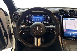 Mercedes GLC300 bild 8