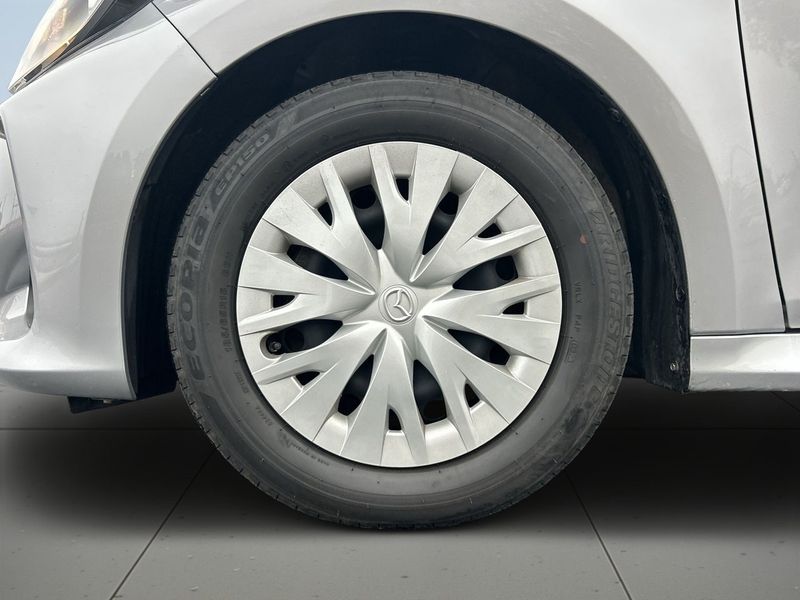 Mazda 2 bild 13