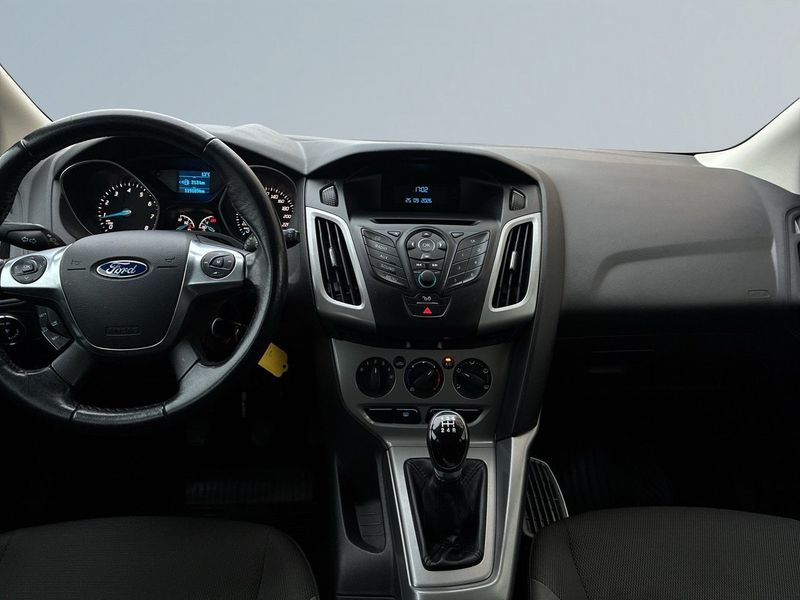 Ford Focus bild 8