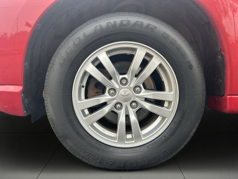 Mitsubishi Outlander bild 12