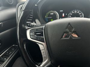Mitsubishi Outlander bild 19
