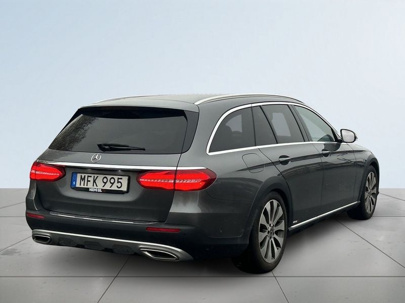 Mercedes E220 bild 4