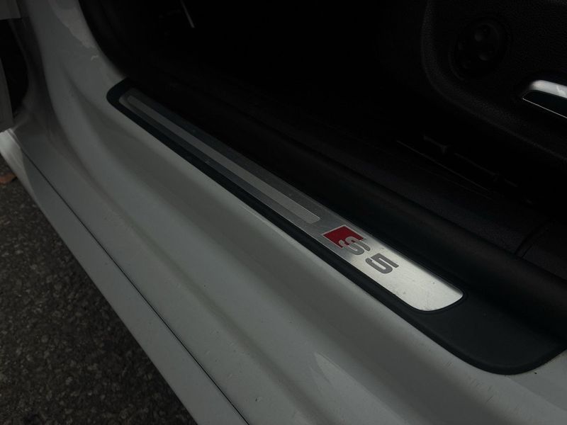 Audi S5 bild 18