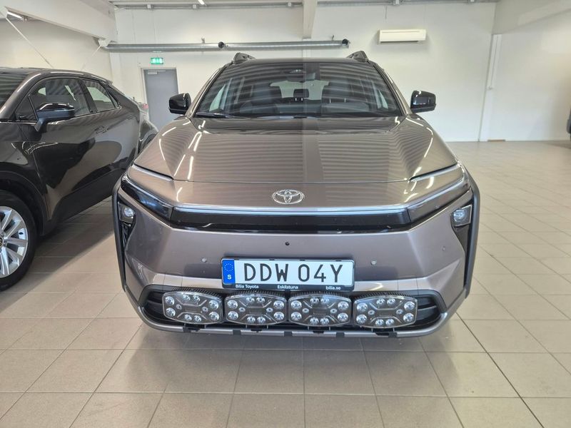 Toyota bZ4X bild 2