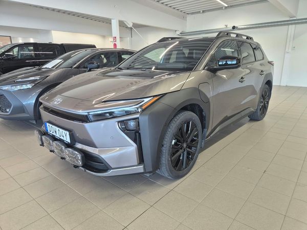 Toyota bZ4X Touring AWD EXECUTIVE 20, DRAG, EXTRALJUS - 2026