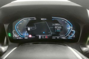 BMW 330 bild 10