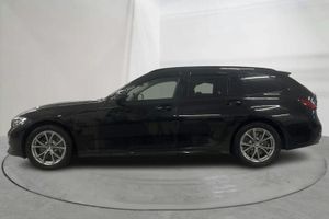 BMW 330 bild 2