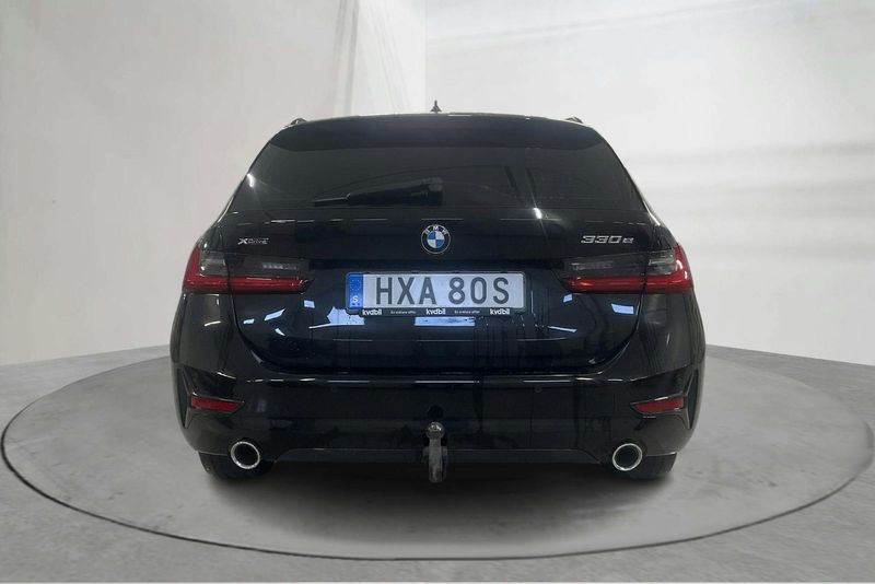 BMW 330 bild 5