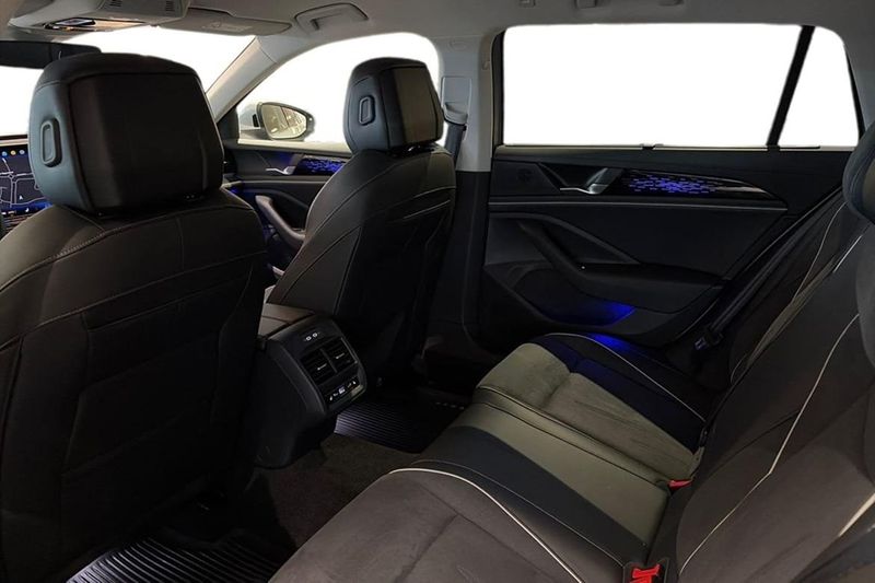 Volkswagen Passat bild 19